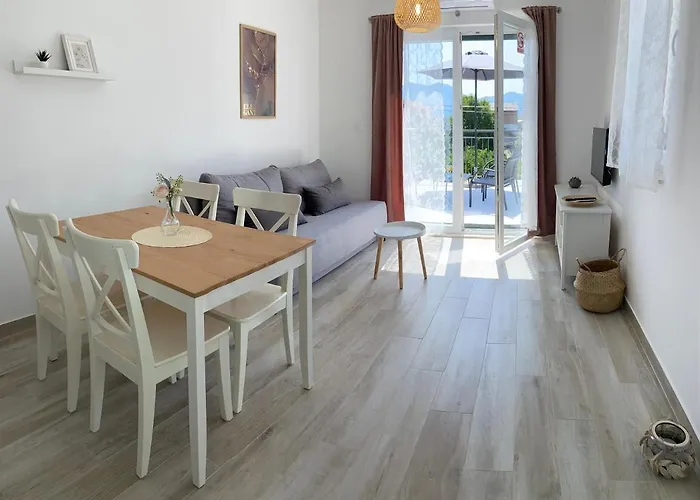 Villa Opuzen Apartamento