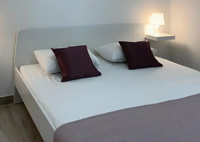 Villa Opuzen Apartamento