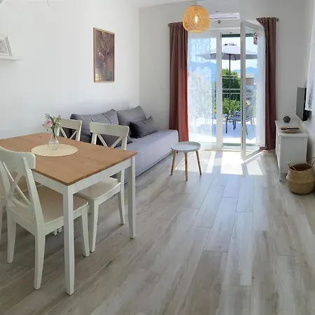 Villa Opuzen Apartment