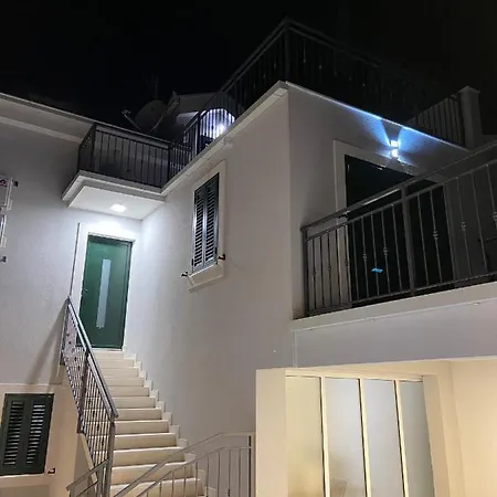 Villa Opuzen Apartment
